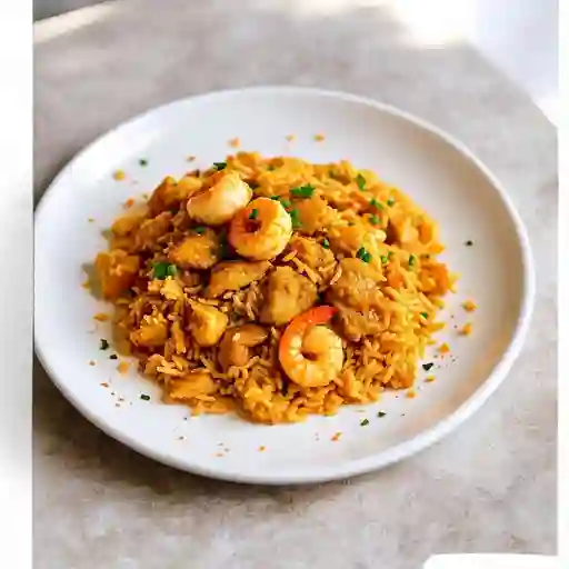 Chow Fan Pollo & Camaron