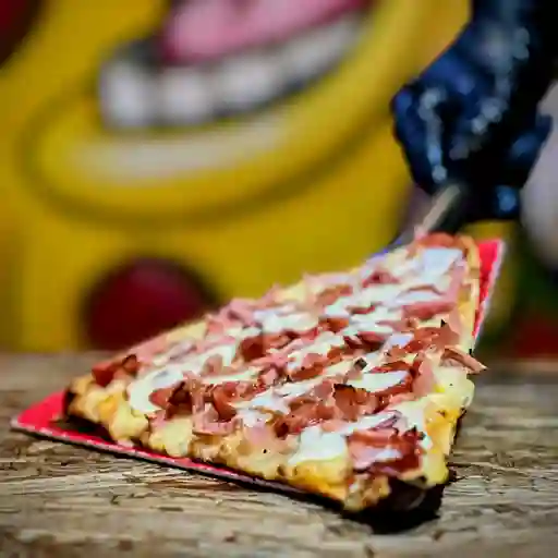 Pizza carnivora grande