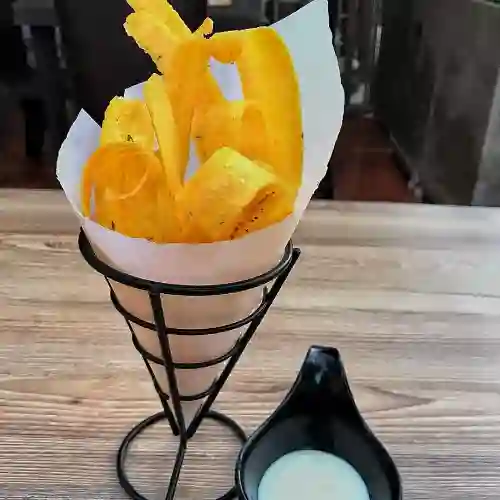 Chips de Plátano con Suero Costeño