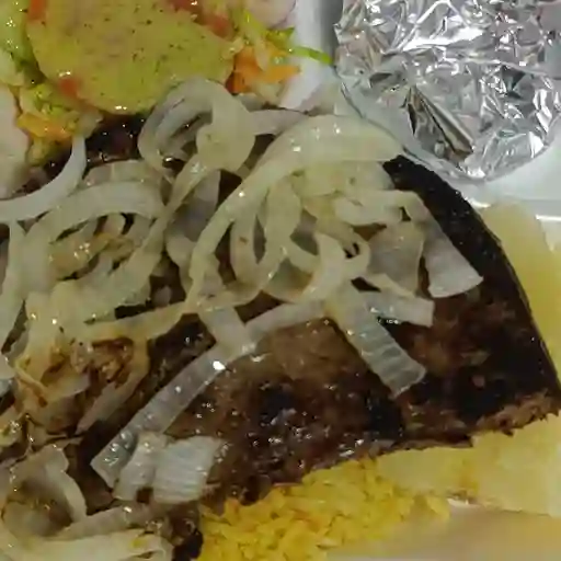 Higado encebollado