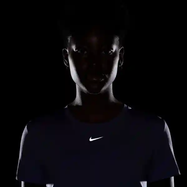 Nike Camiseta W One Classic Df Top Manga Corta Mujer Morado S