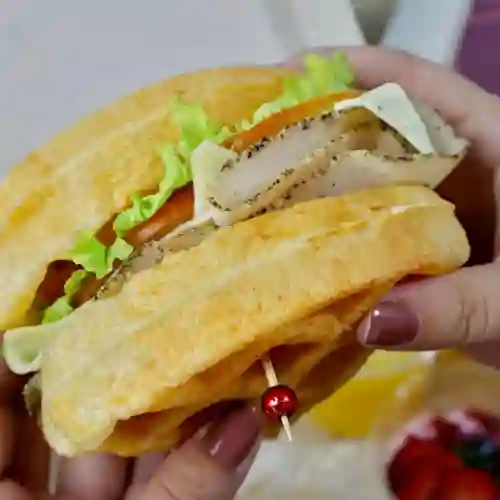 Sandwich en Waffle de Pandebono