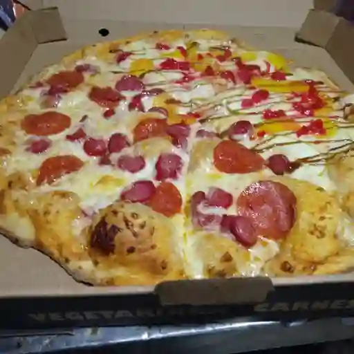 Combo Pizza Grande de 40 Cms de Diametro