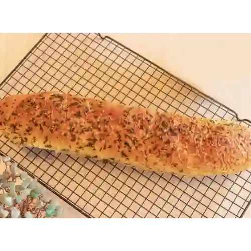 Baguette con Queso, Ajo y Perejiil