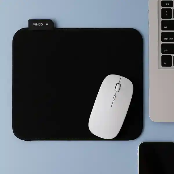 Mouse Pad Gaming Con Luces Mod Gp35 Negro Serie Miniso