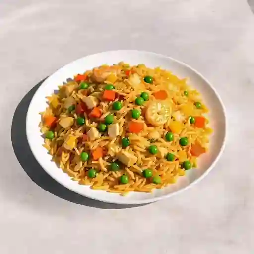 Arroz 1/2 chow fan especial