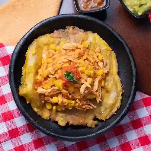 Patacón con Pollo