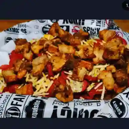 Salchipapa la Caleña