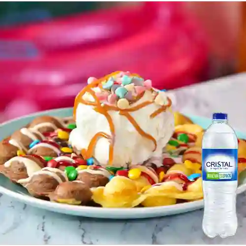 Combo Bubble Waffle Clásico + Agua Cristal 300Ml