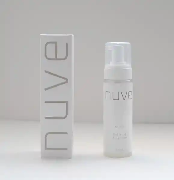 nuve espuma limpiadora corporal HYDRAting blue