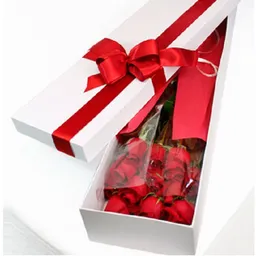 Arreglo Floral 24 Rosas Rojas en Caja