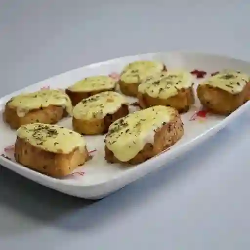Panes Tostados Gratinados con Sal de Ajo