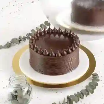 Torta de Chocolate: 12 a 14 Porciones