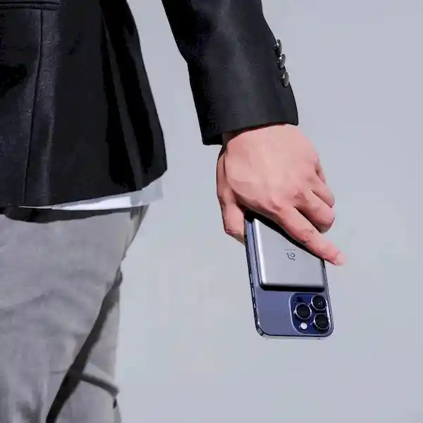 Elements Gravity Batería Portátil Con Cargador Magnético Gris