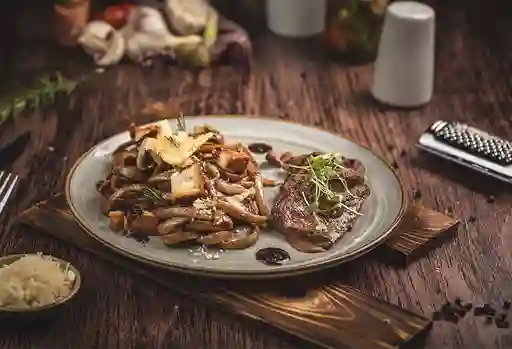 Pasta Stroganoff