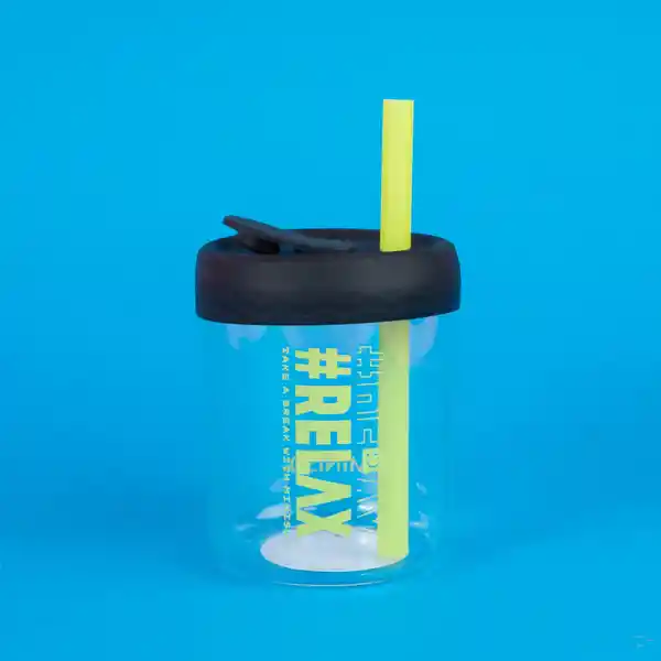 Vaso de Vidrio Con Tapa en Silicona Negro 350 mL Miniso