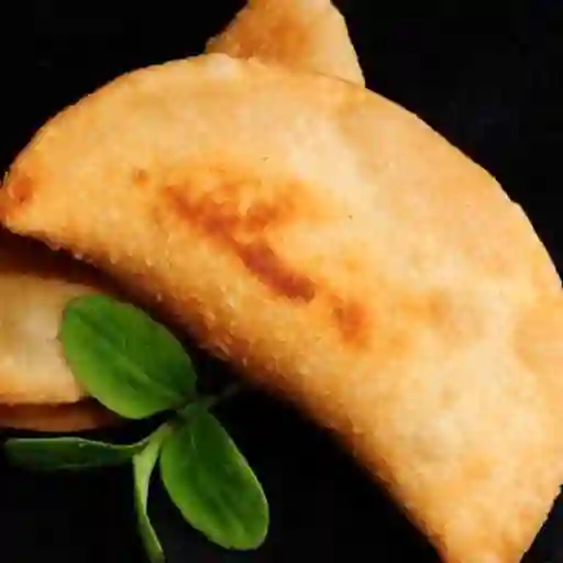 Empanada de Carne Desmechada