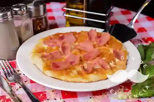Pizza Salami Jamon Personal