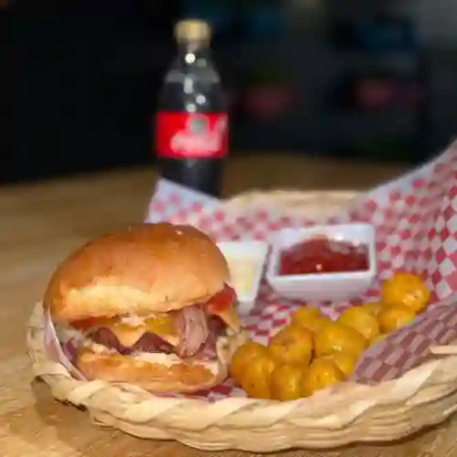Hamburguesa de Chicharrón Al Barril