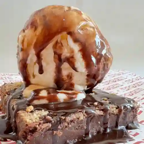 Brownie con Helado