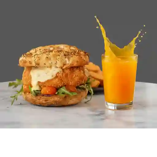 Chicken parm + frappe 12 oz