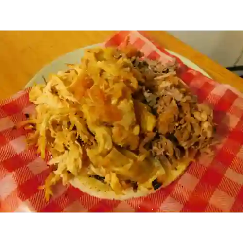 Arepa Carne Pollo Mondongo