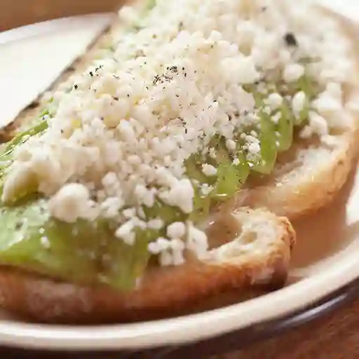 Tostada de Aguacate