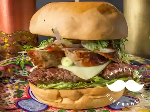 Crispy Burger Argentina + Papas + Gaseosa