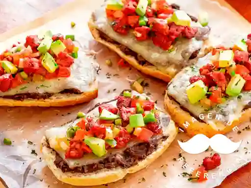 Molletes Potosinos