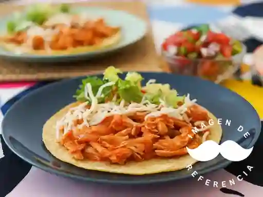 Tostadas de Tinga