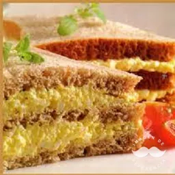 Sándwich de Huevo con Tocineta