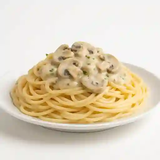 Espagueti con Crema de Champiñones