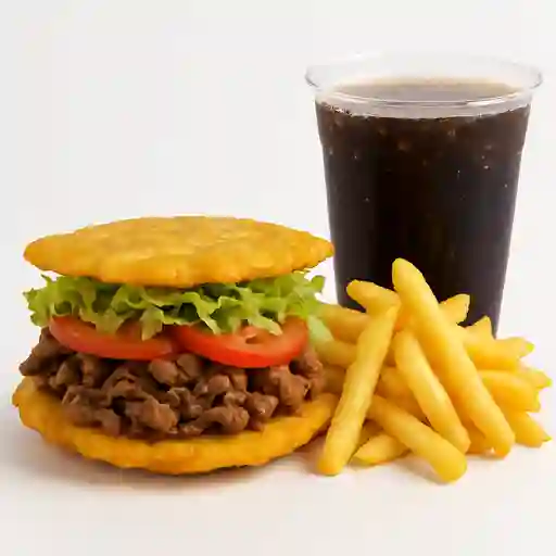 Combo Patacón con Carne + Papas + Bebida