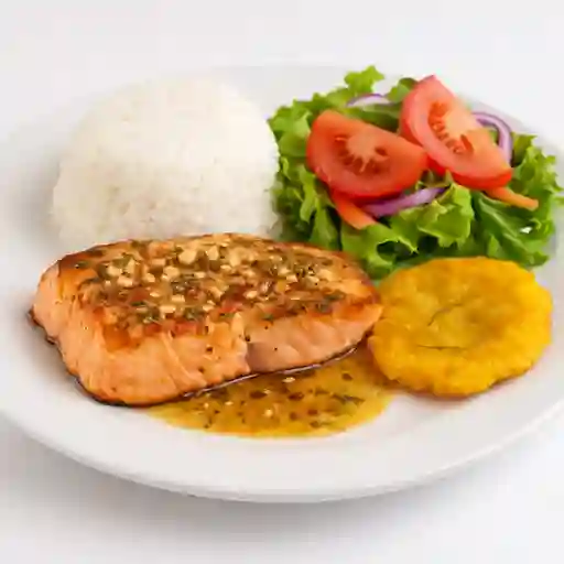 Salmón al Ajillo