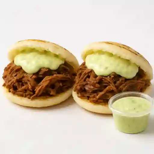2 Arepa con Carne en Combo
