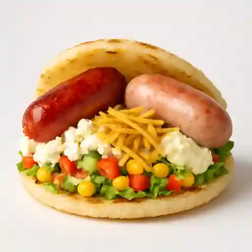 Arepa con Chorizo y Butifarra