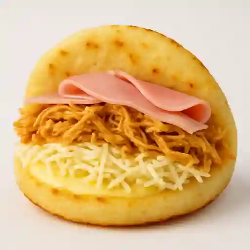 Arepa Ocañera con Pollo y Jamón