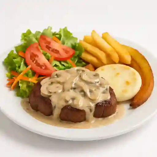 Baby Beef en Salsa Champiñones
