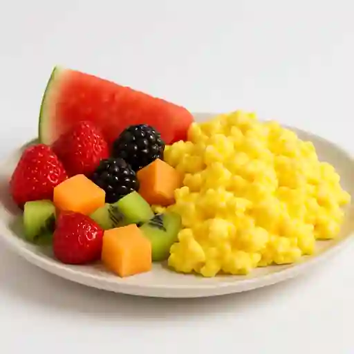 Mix de Frutas con Huevo Revuelto
