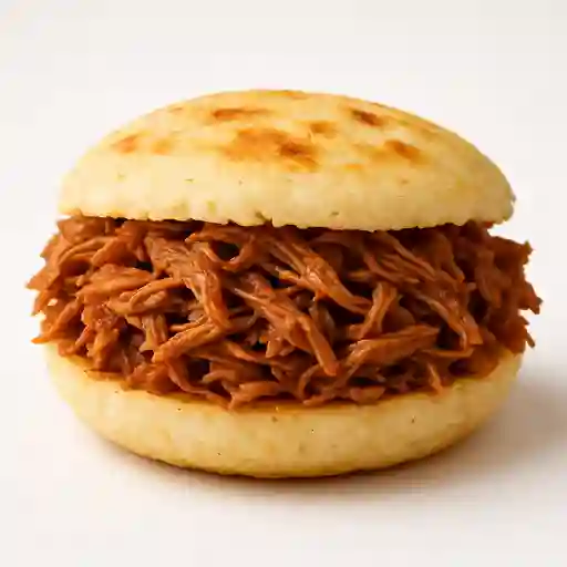 Arepa con Carne Cerdo.