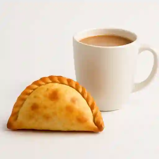 Empanada y Bebida Caliente
