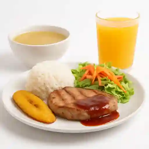 Almuerzo de Solomito Cerdo a la Plancha
