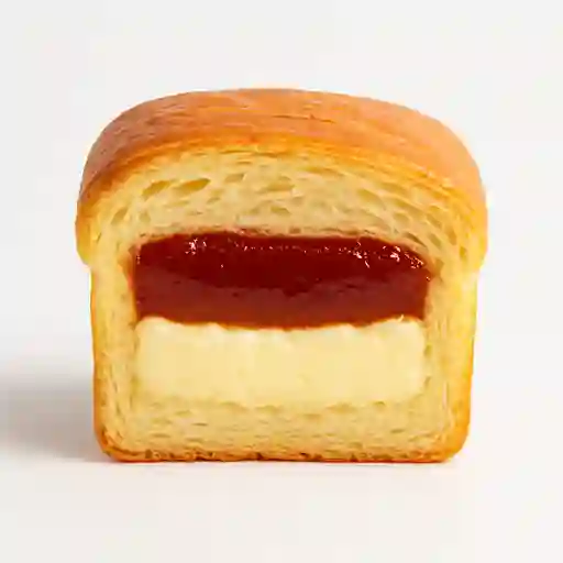 Pastel Guayaba y Queso