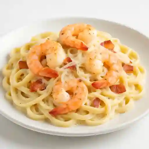 Pastas en Salsa de Camarones y Tocineta