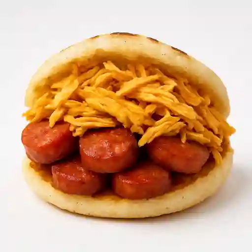 Arepa con Chorizo y Pollo