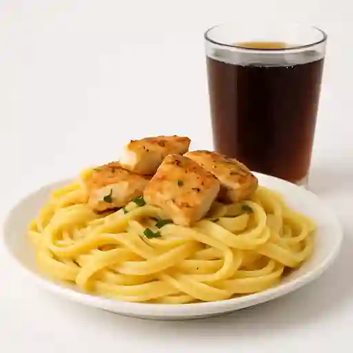 Pastas Fettuccini con Pollo
