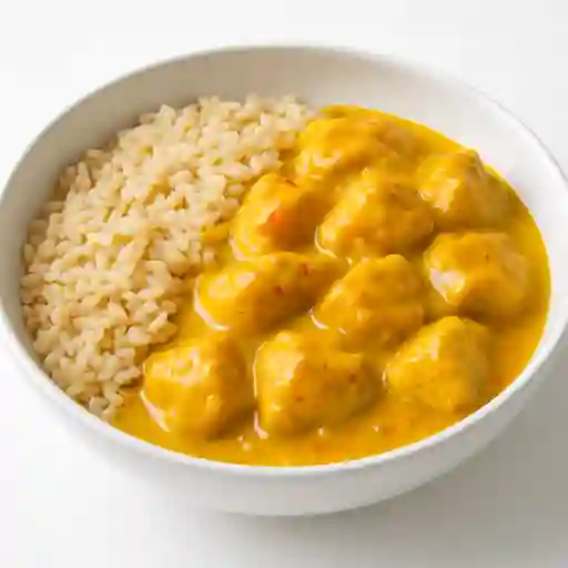 Arroz Integral con Pollo Al Curry y Coco