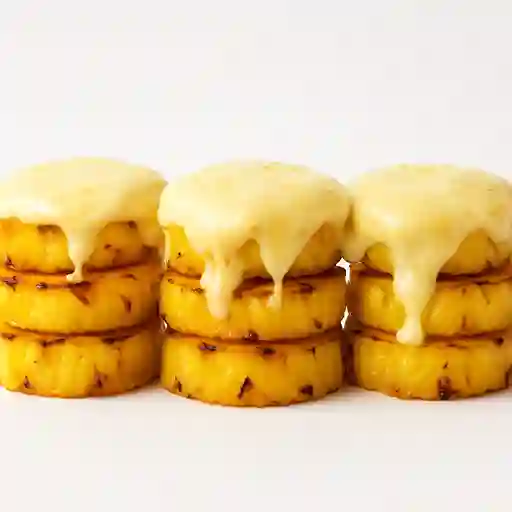 Piña Besucona