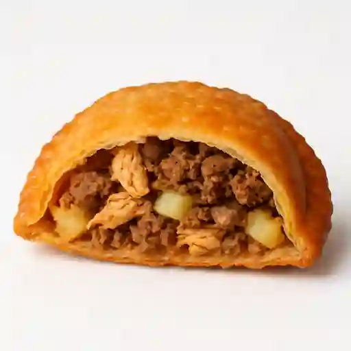 Pastel Mixto Pollo y Carne