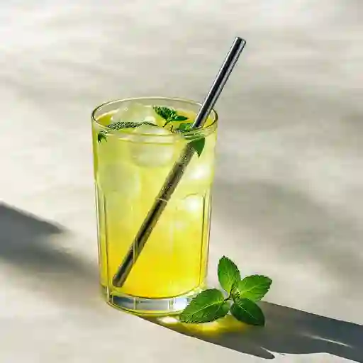Limonada yerbabuena